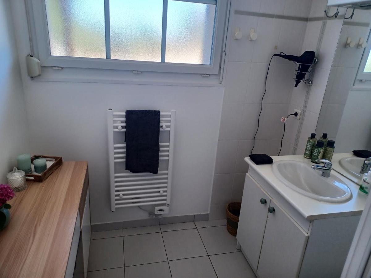 Maison Face au Mont avec extérieur Avranches Esterno foto